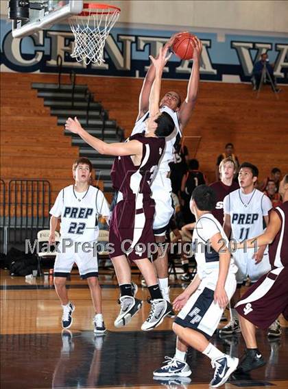 Thumbnail 1 in Flintridge Prep vs. Simi Valley (Falcon Classic) photogallery.