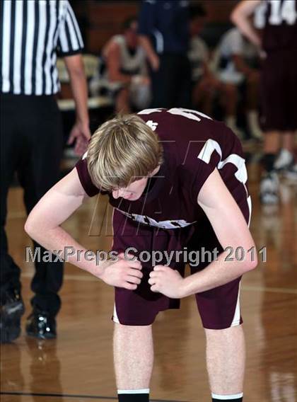 Thumbnail 1 in Flintridge Prep vs. Simi Valley (Falcon Classic) photogallery.