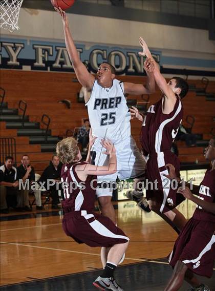 Thumbnail 3 in Flintridge Prep vs. Simi Valley (Falcon Classic) photogallery.