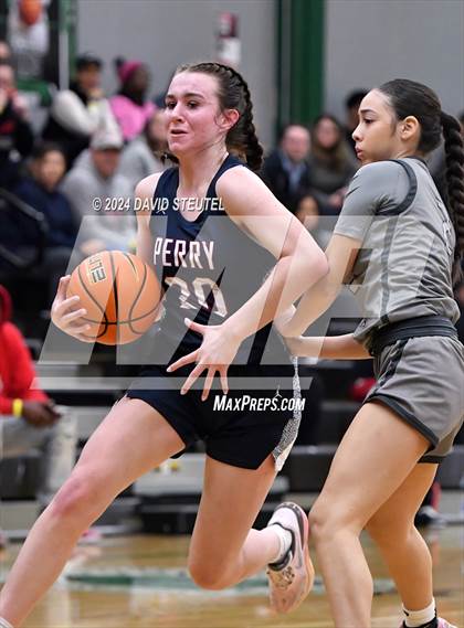 Thumbnail 3 in Perry vs. Carondelet (St. Mary's MLK Showcase) photogallery.