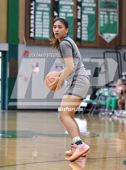 Thumbnail 3 in Perry vs. Carondelet (St. Mary's MLK Showcase) photogallery.