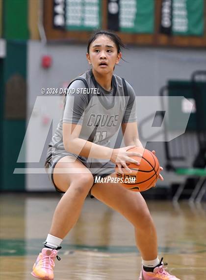 Thumbnail 1 in Perry vs. Carondelet (St. Mary's MLK Showcase) photogallery.