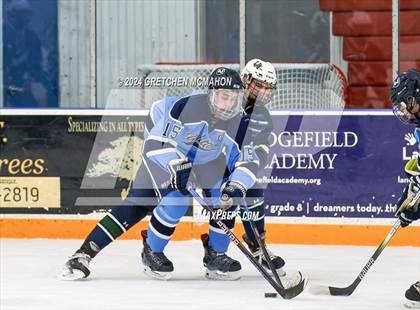 Thumbnail 2 in Norwalk/McMahon @ Wilton photogallery.