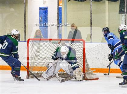 Thumbnail 1 in Norwalk/McMahon @ Wilton photogallery.