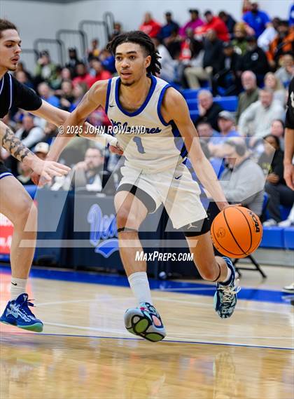 Thumbnail 1 in Lavergne vs Lebanon (TSSAA District Tournament) photogallery.