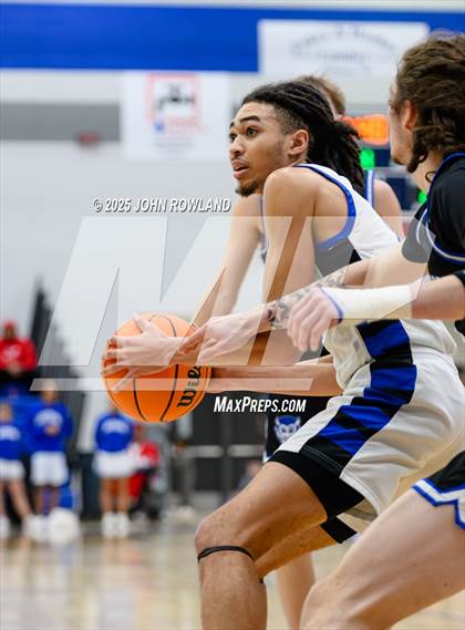 Thumbnail 1 in Lavergne vs Lebanon (TSSAA District Tournament) photogallery.