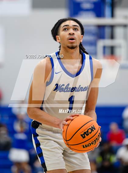 Thumbnail 2 in Lavergne vs Lebanon (TSSAA District Tournament) photogallery.