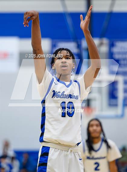 Thumbnail 3 in Lavergne vs Lebanon (TSSAA District Tournament) photogallery.