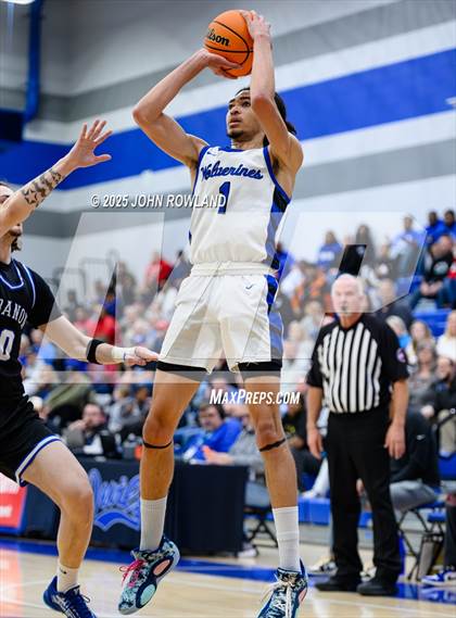 Thumbnail 1 in Lavergne vs Lebanon (TSSAA District Tournament) photogallery.