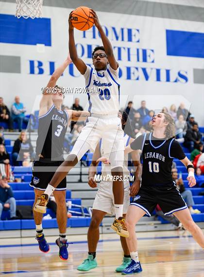 Thumbnail 1 in Lavergne vs Lebanon (TSSAA District Tournament) photogallery.
