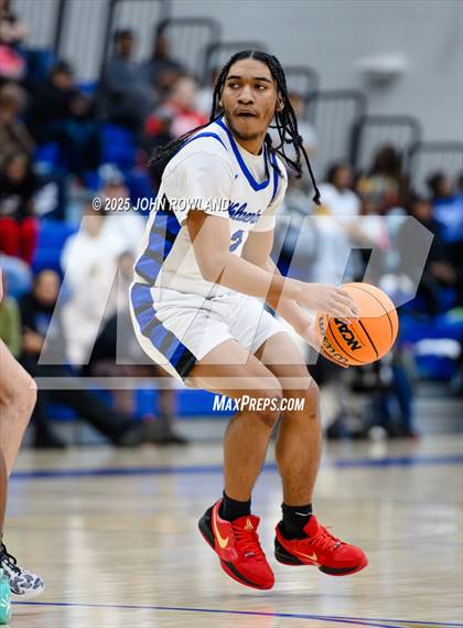 Thumbnail 1 in Lavergne vs Lebanon (TSSAA District Tournament) photogallery.
