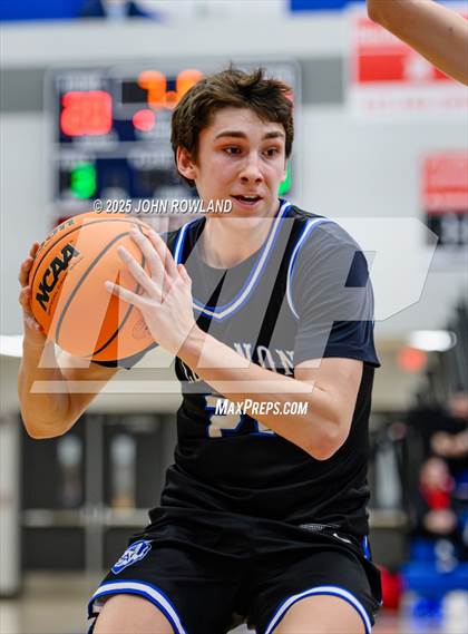 Thumbnail 3 in Lavergne vs Lebanon (TSSAA District Tournament) photogallery.