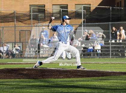 Thumbnail 1 in Highlands @ Covington Catholic photogallery.