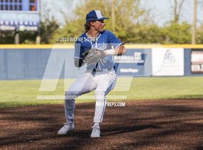 Thumbnail 1 in Highlands @ Covington Catholic photogallery.