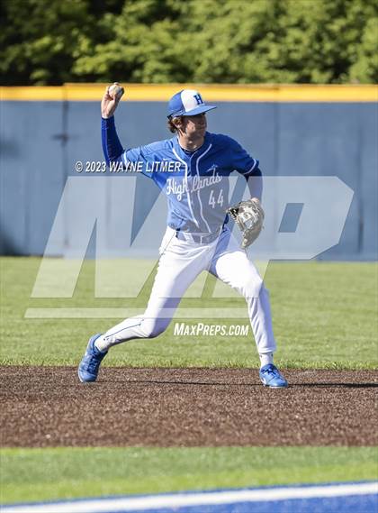 Thumbnail 2 in Highlands @ Covington Catholic photogallery.