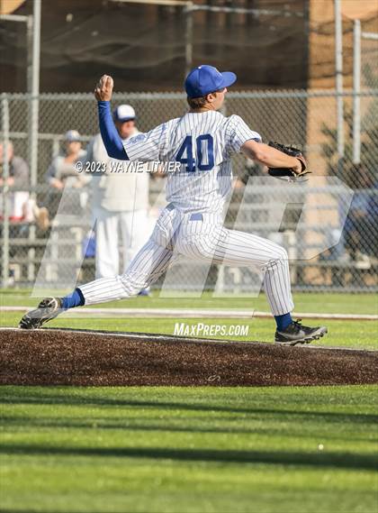 Thumbnail 2 in Highlands @ Covington Catholic photogallery.