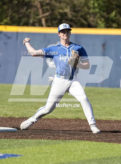 Thumbnail 3 in Highlands @ Covington Catholic photogallery.