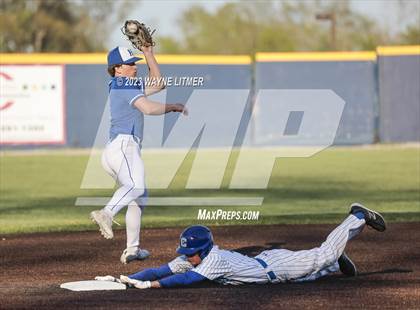 Thumbnail 3 in Highlands @ Covington Catholic photogallery.