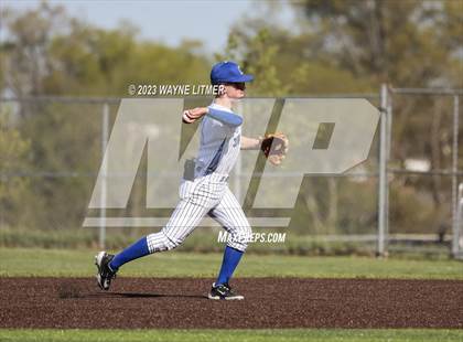 Thumbnail 3 in Highlands @ Covington Catholic photogallery.