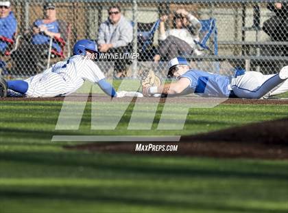 Thumbnail 1 in Highlands @ Covington Catholic photogallery.