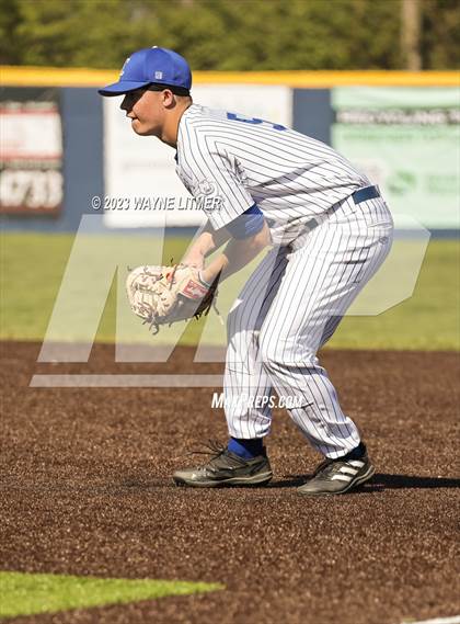 Thumbnail 3 in Highlands @ Covington Catholic photogallery.