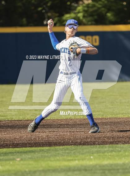 Thumbnail 1 in Highlands @ Covington Catholic photogallery.