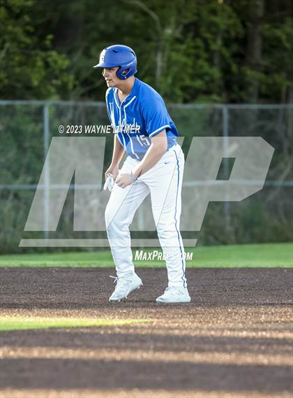Thumbnail 1 in Highlands @ Covington Catholic photogallery.