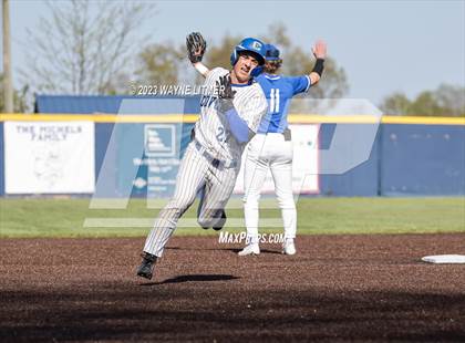 Thumbnail 3 in Highlands @ Covington Catholic photogallery.