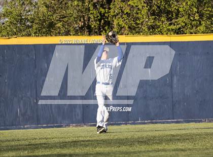 Thumbnail 2 in Highlands @ Covington Catholic photogallery.