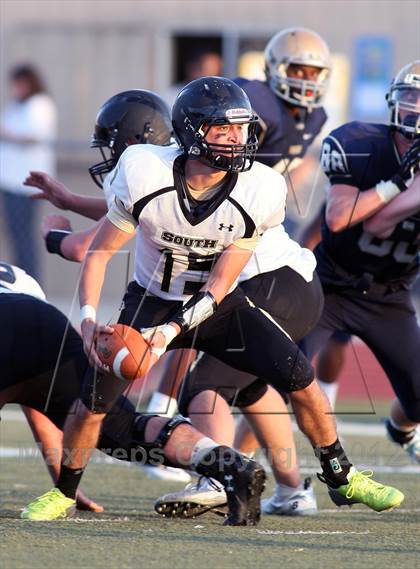 Thumbnail 1 in South @ Vista Murrieta photogallery.