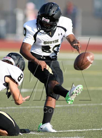 Thumbnail 1 in South @ Vista Murrieta photogallery.