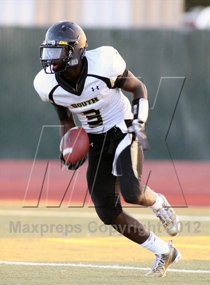 Thumbnail 3 in South @ Vista Murrieta photogallery.