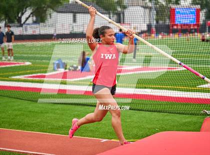Thumbnail 3 in Eagle No Tax Relays (Pole Vault) photogallery.