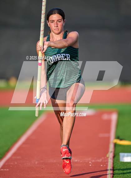 Thumbnail 3 in Eagle No Tax Relays (Pole Vault) photogallery.
