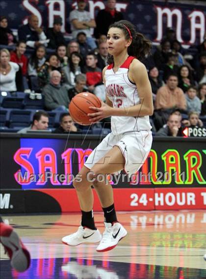 Thumbnail 2 in St. Mary's vs. Carondelet (Miramonte Holiday Classic) photogallery.