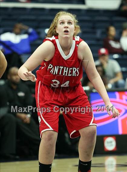 Thumbnail 2 in St. Mary's vs. Carondelet (Miramonte Holiday Classic) photogallery.
