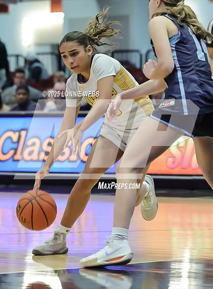 Thumbnail 2 in Walter Panas vs Ursuline (Slam Dunk Showcase) photogallery.