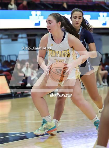 Thumbnail 2 in Walter Panas vs Ursuline (Slam Dunk Showcase) photogallery.
