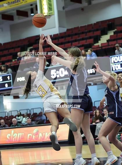 Thumbnail 2 in Walter Panas vs Ursuline (Slam Dunk Showcase) photogallery.