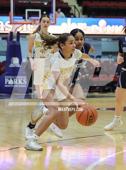 Thumbnail 1 in Walter Panas vs Ursuline (Slam Dunk Showcase) photogallery.