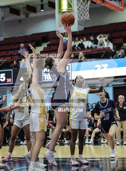 Thumbnail 2 in Walter Panas vs Ursuline (Slam Dunk Showcase) photogallery.