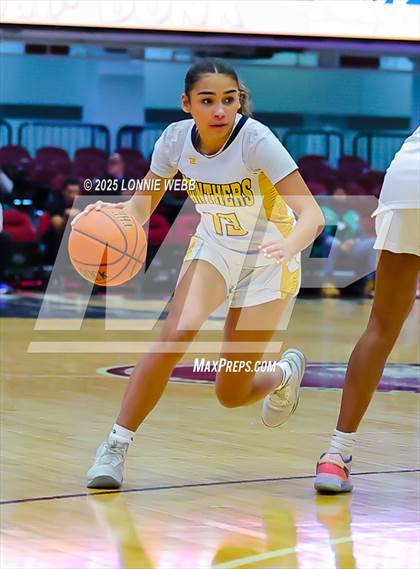 Thumbnail 1 in Walter Panas vs Ursuline (Slam Dunk Showcase) photogallery.