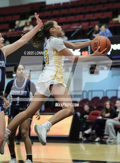 Thumbnail 3 in Walter Panas vs Ursuline (Slam Dunk Showcase) photogallery.