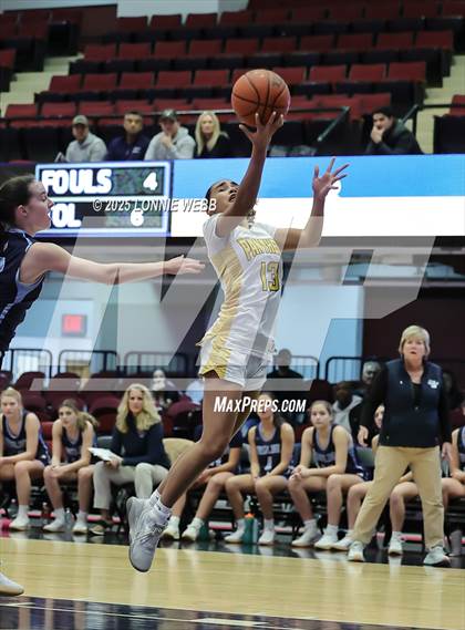 Thumbnail 1 in Walter Panas vs Ursuline (Slam Dunk Showcase) photogallery.
