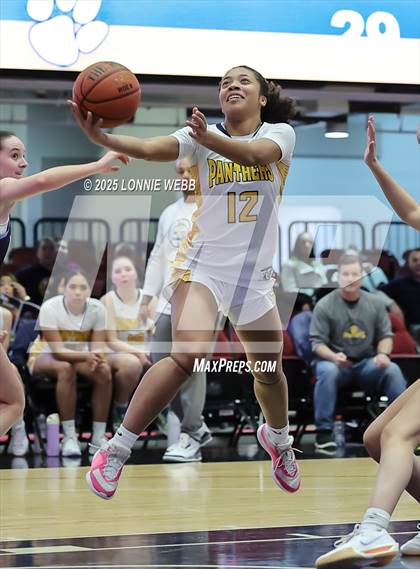 Thumbnail 1 in Walter Panas vs Ursuline (Slam Dunk Showcase) photogallery.