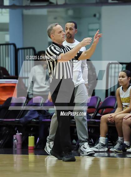 Thumbnail 1 in Walter Panas vs Ursuline (Slam Dunk Showcase) photogallery.