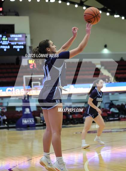 Thumbnail 1 in Walter Panas vs Ursuline (Slam Dunk Showcase) photogallery.