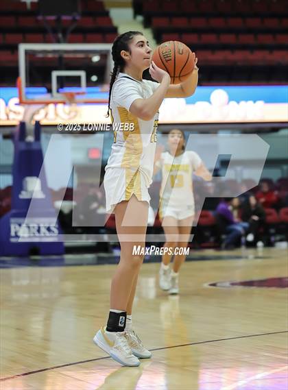Thumbnail 1 in Walter Panas vs Ursuline (Slam Dunk Showcase) photogallery.