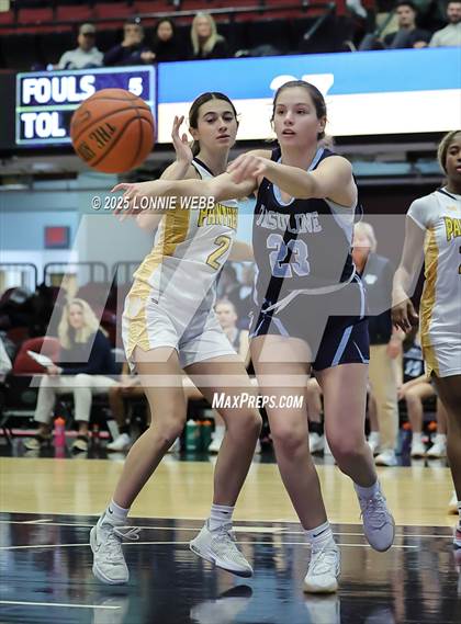 Thumbnail 2 in Walter Panas vs Ursuline (Slam Dunk Showcase) photogallery.