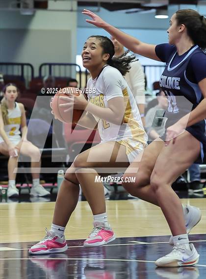 Thumbnail 3 in Walter Panas vs Ursuline (Slam Dunk Showcase) photogallery.